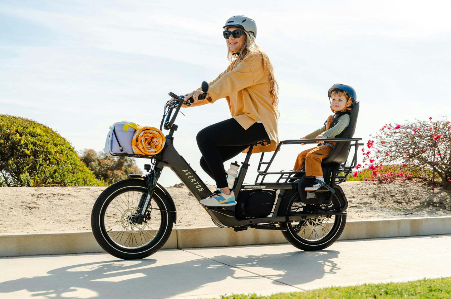 Aventon Abound LR Electric Cargo Bike (2025)