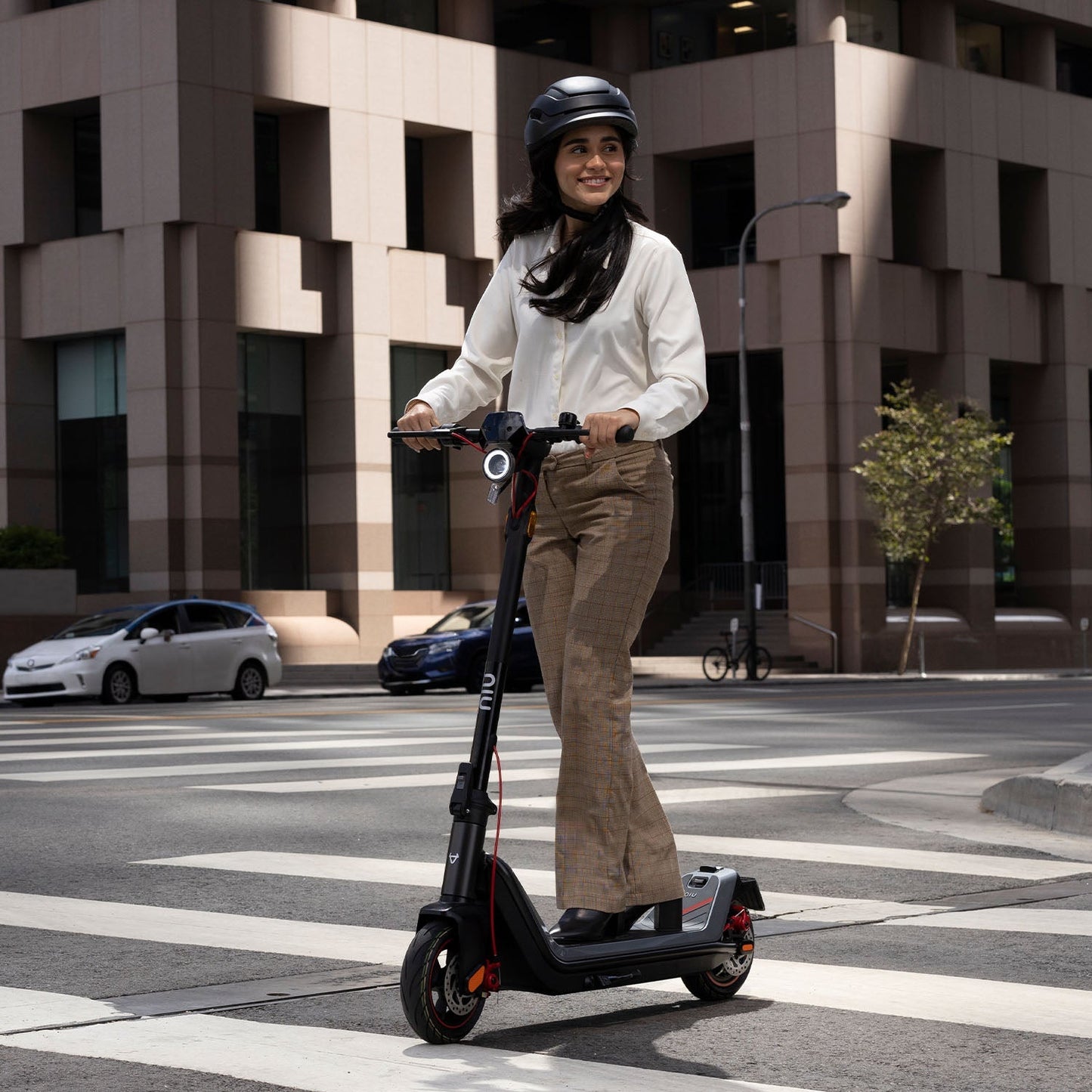 NIU KQi3 Max Electric Scooter
