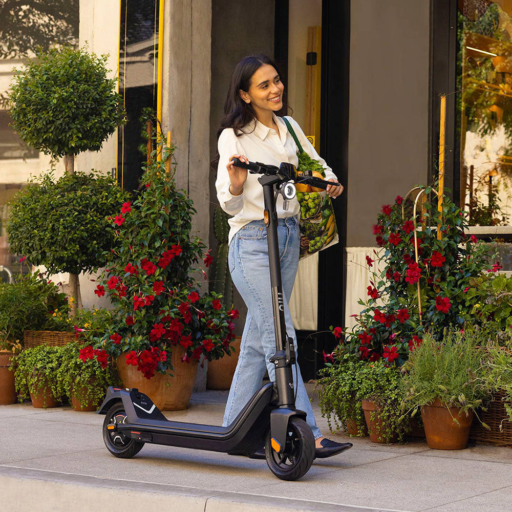 NIU KQi3 Pro Electric Scooter